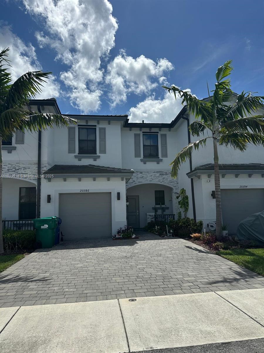 Rental Property at 20386 Nw 4th Ct, Miami Gardens, Broward County, Florida - Bedrooms: 3 
Bathrooms: 3  - $3,600 MO.