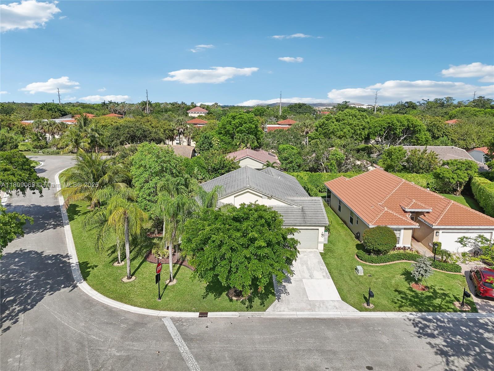 CORAL CREEK REPLAT NO 1 - Residential