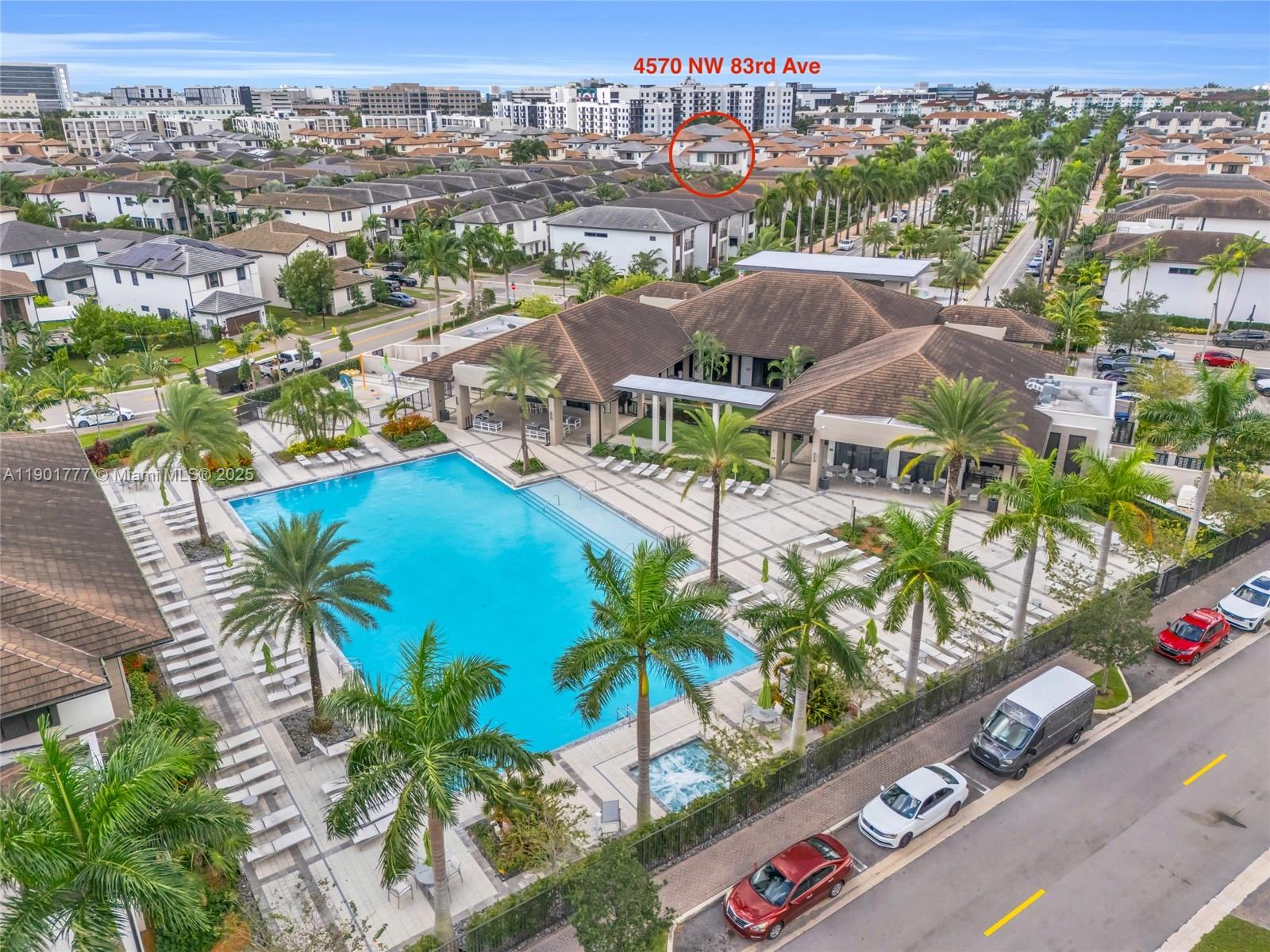 DOWNTOWN DORAL SOUTH PHAS - Residential