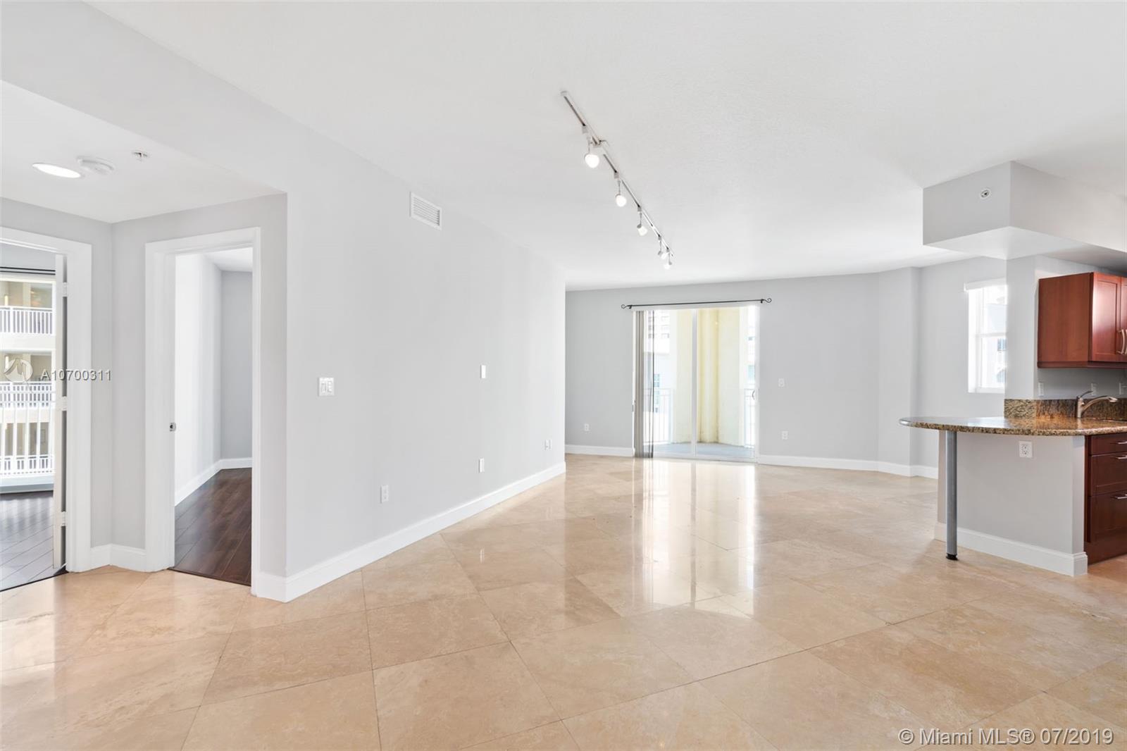 DOWNTOWN DADELAND CONDO N - Residential Lease