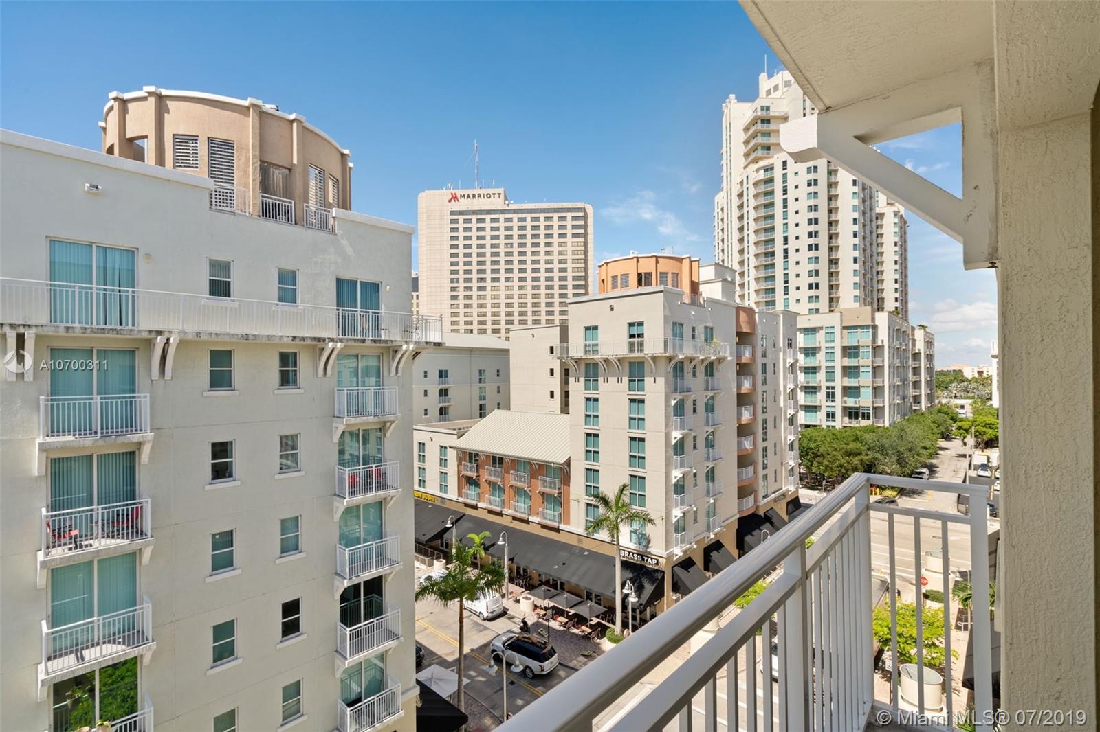 DOWNTOWN DADELAND CONDO N - Residential Lease