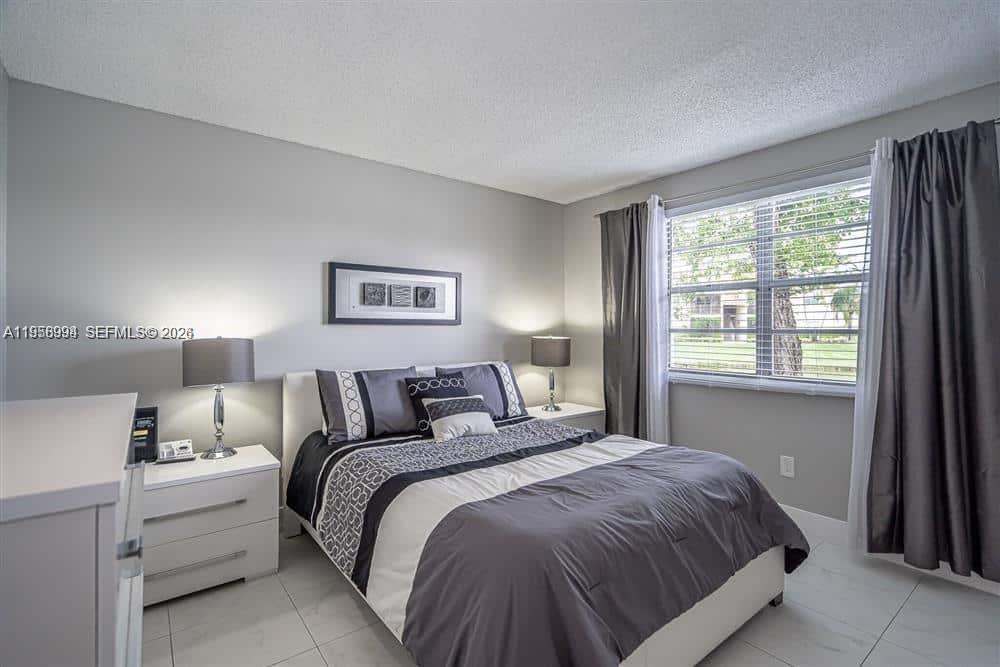 1245 SW 46th Ave 1211