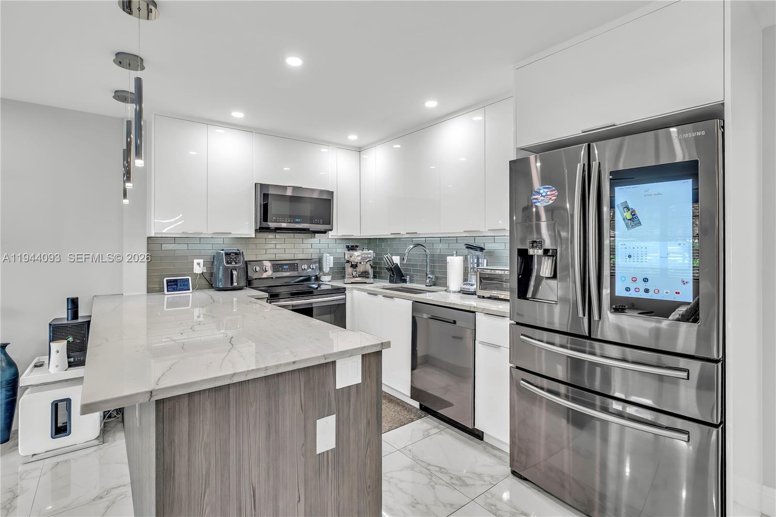 1009 Berkshire A 1009