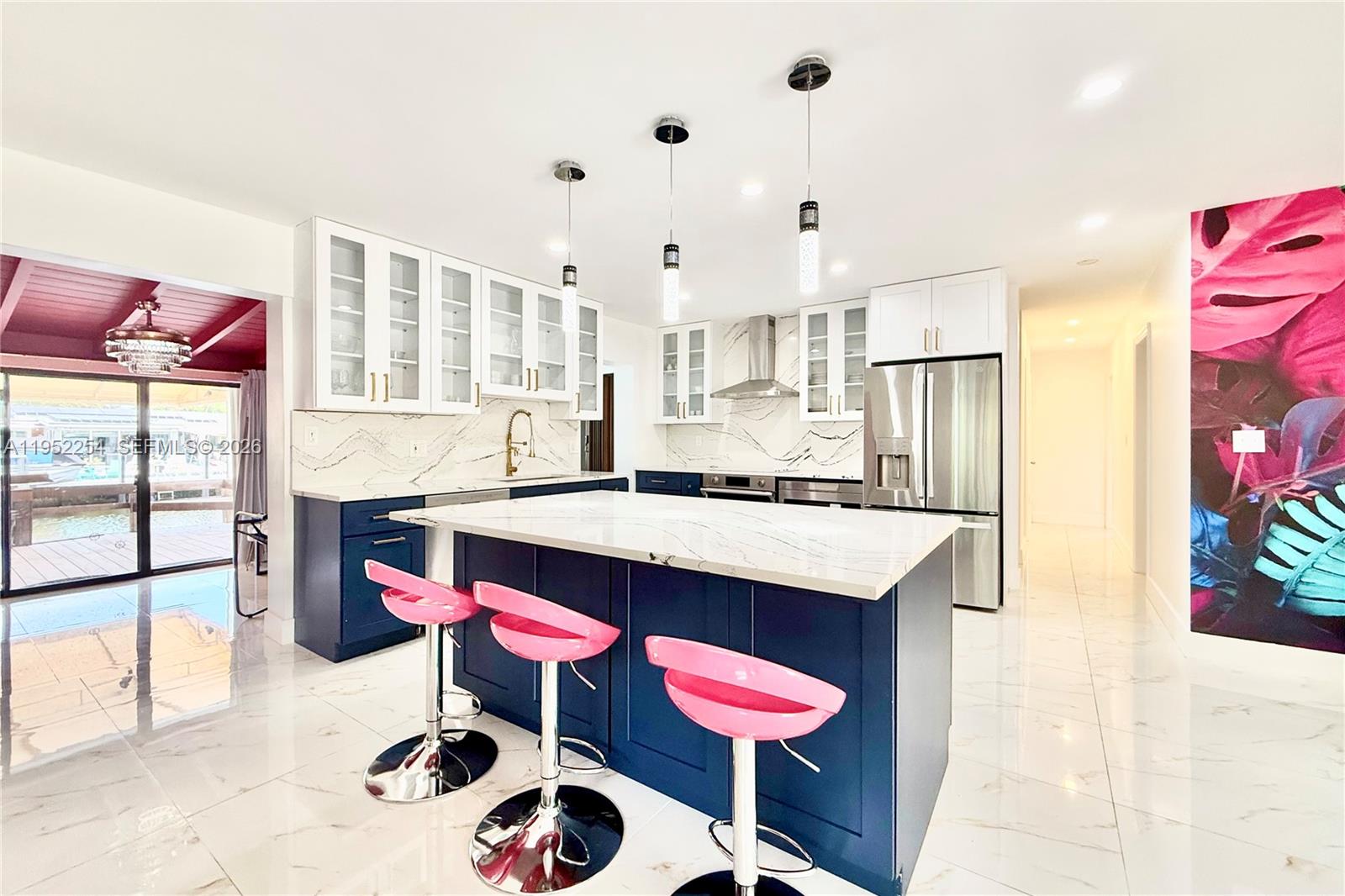 MIDDLE RIVER MANOR - Residential