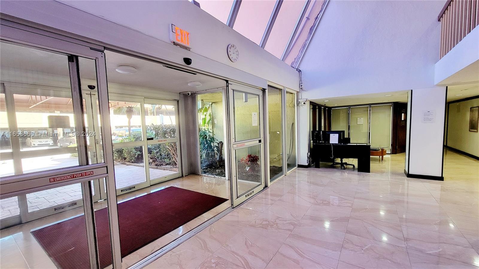 GREYNOLDS PARK CLUB CONDO - Residential