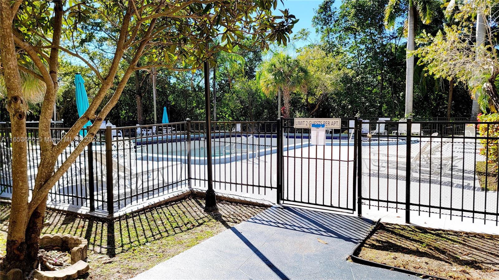 GREYNOLDS PARK CLUB CONDO - Residential