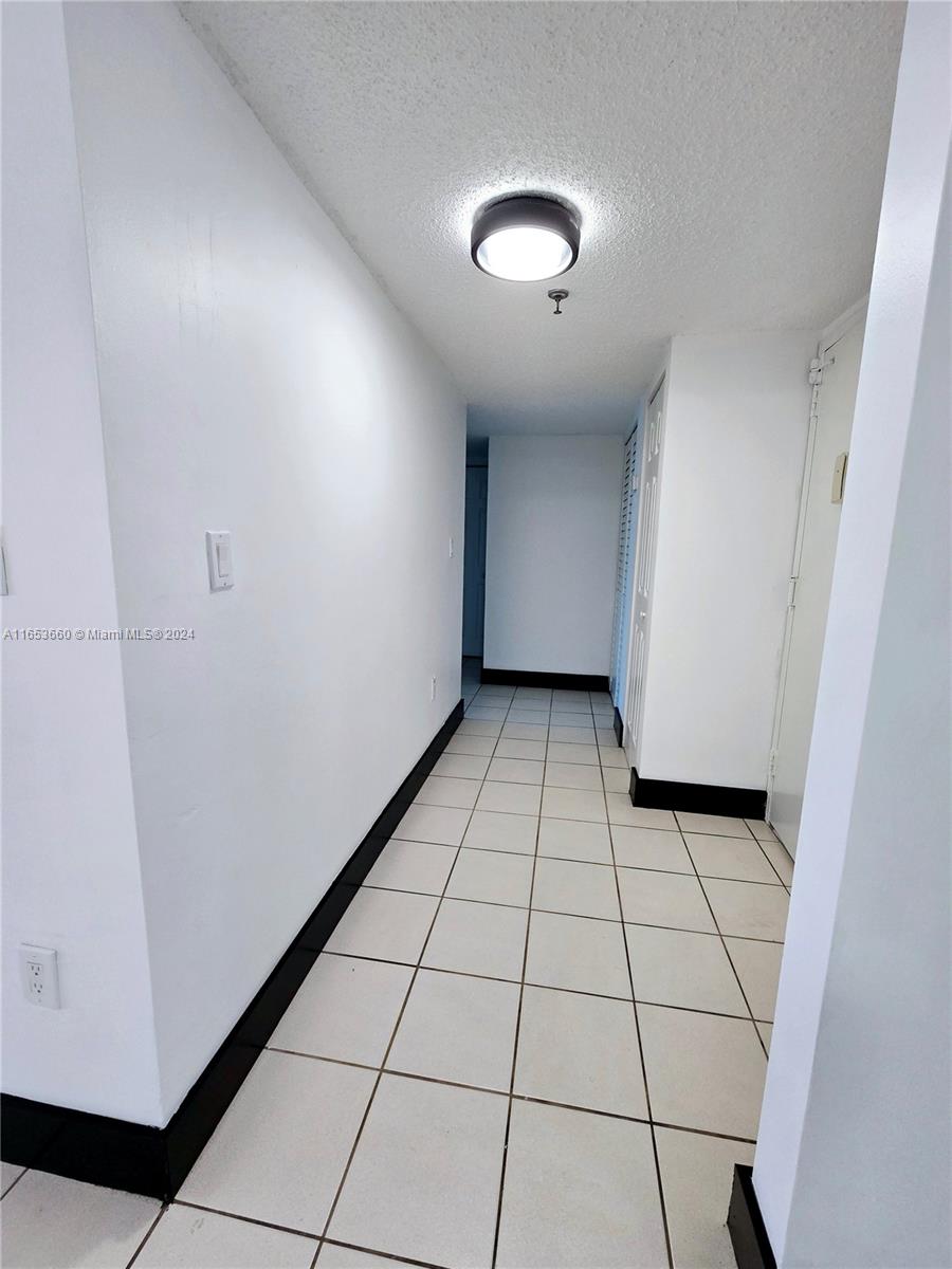 GREYNOLDS PARK CLUB CONDO - Residential
