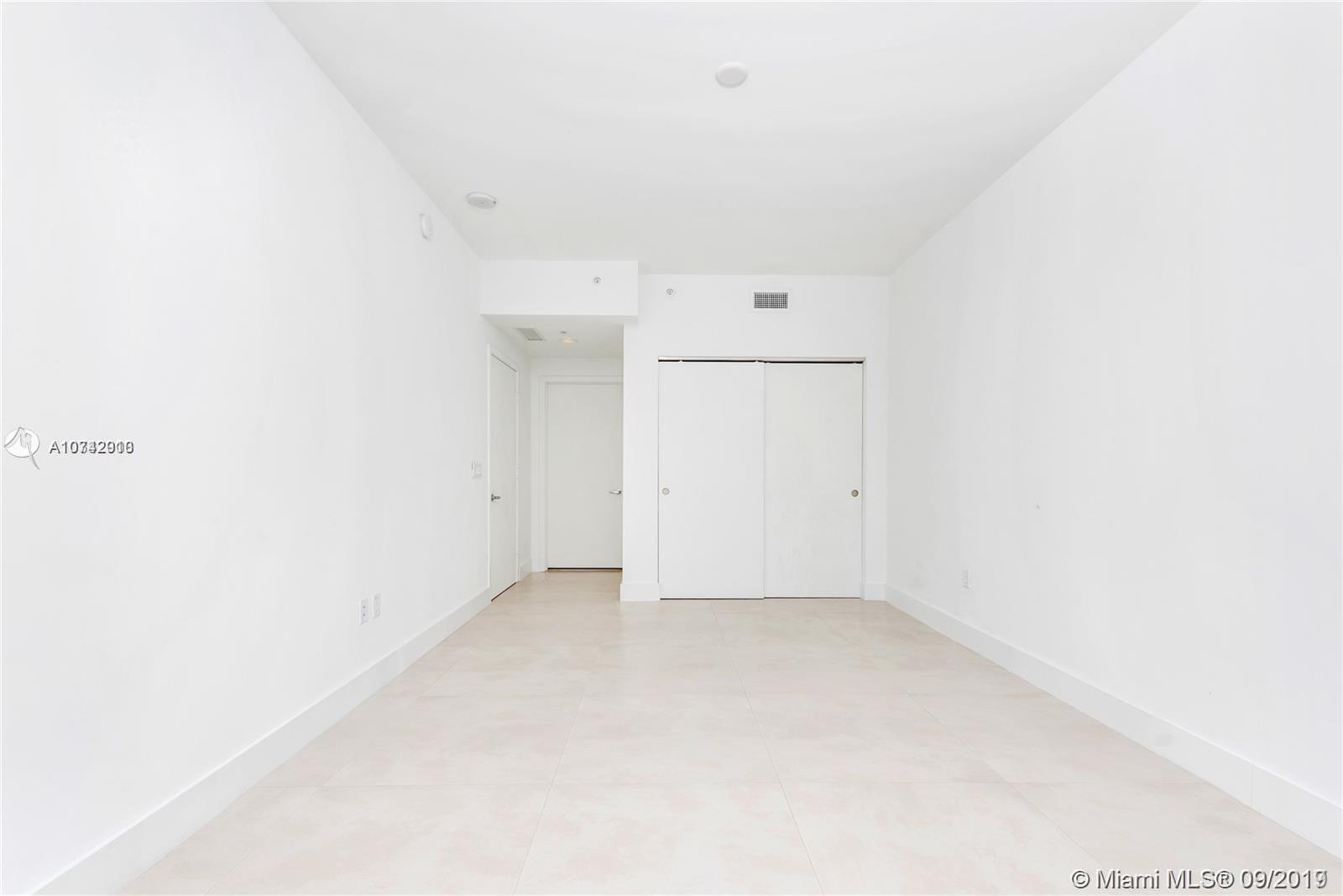 MARINA PALMS - Residential Lease