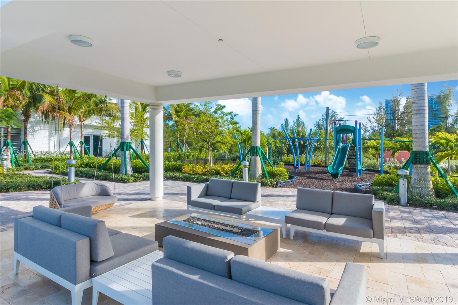 MARINA PALMS - Residential Lease
