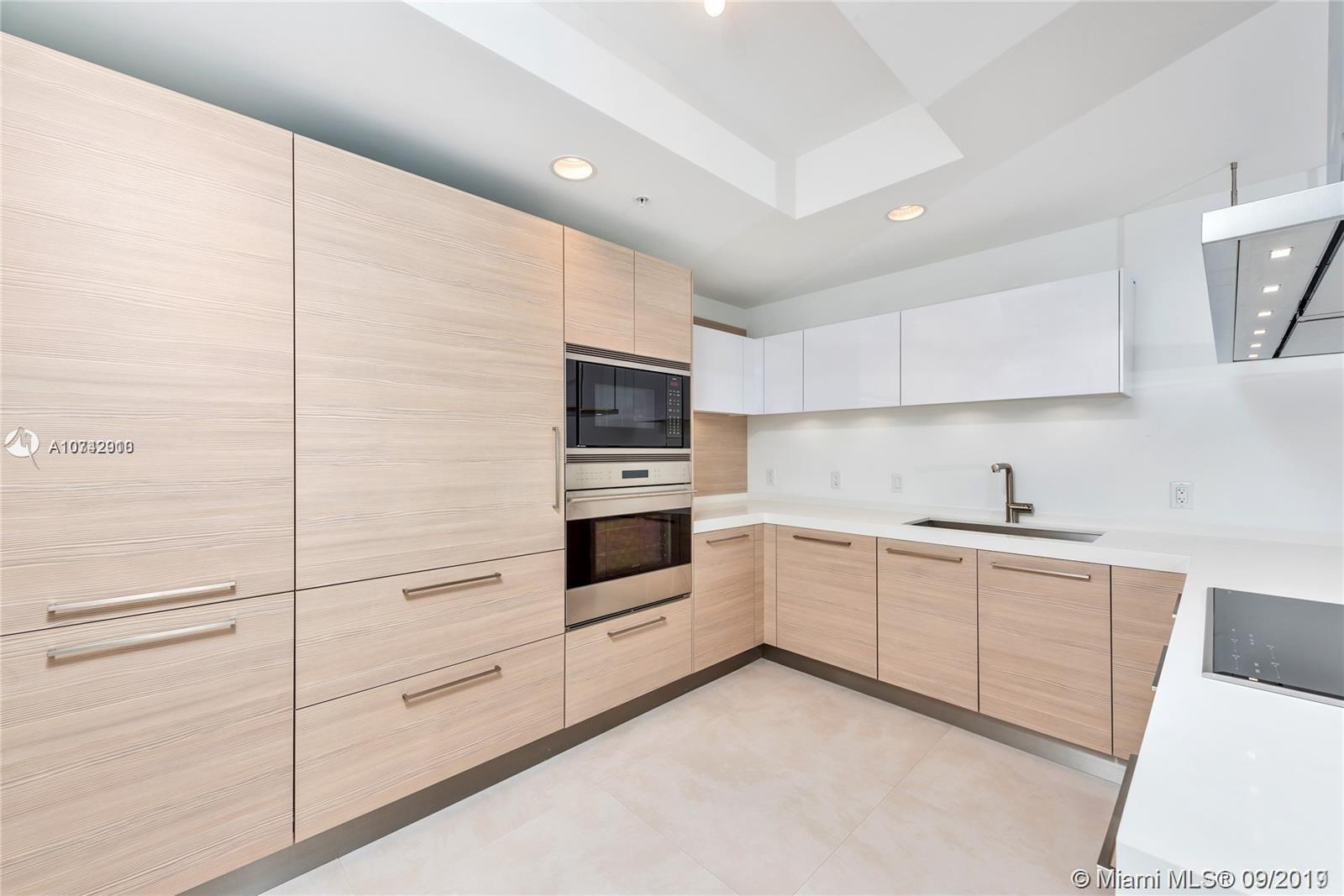 MARINA PALMS - Residential Lease