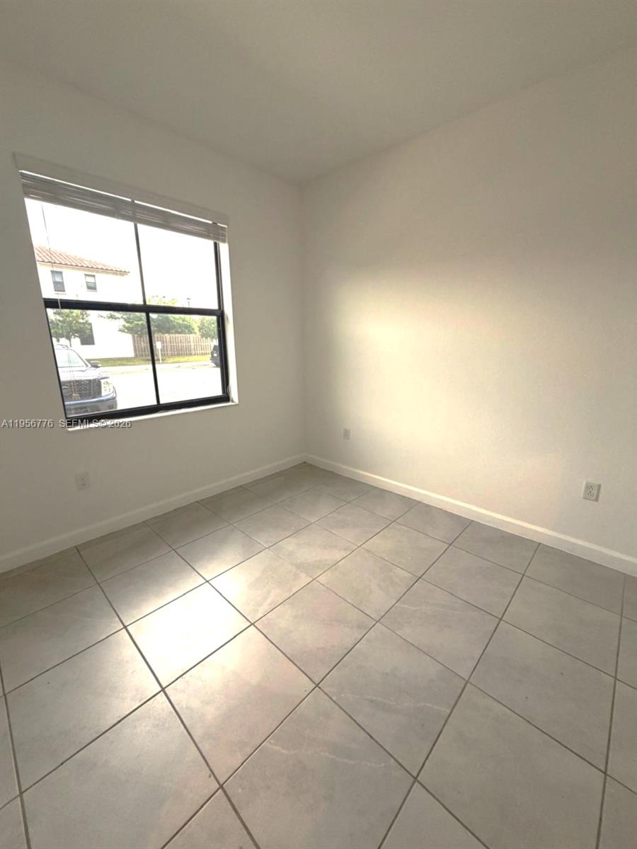 SILVER PALM RESIDENTIAL H - Residential