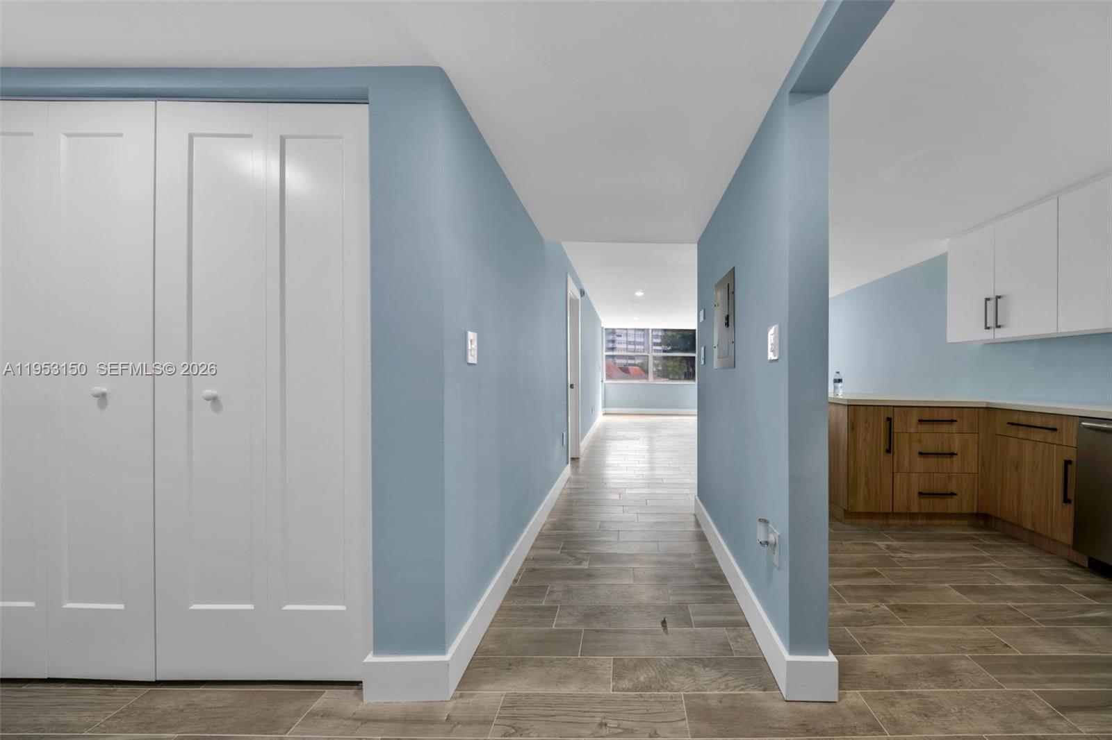 1200 NE Miami Gardens Dr 219W