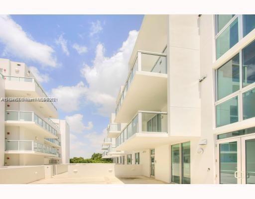 IOS ON THE BAY CONDO - Residential