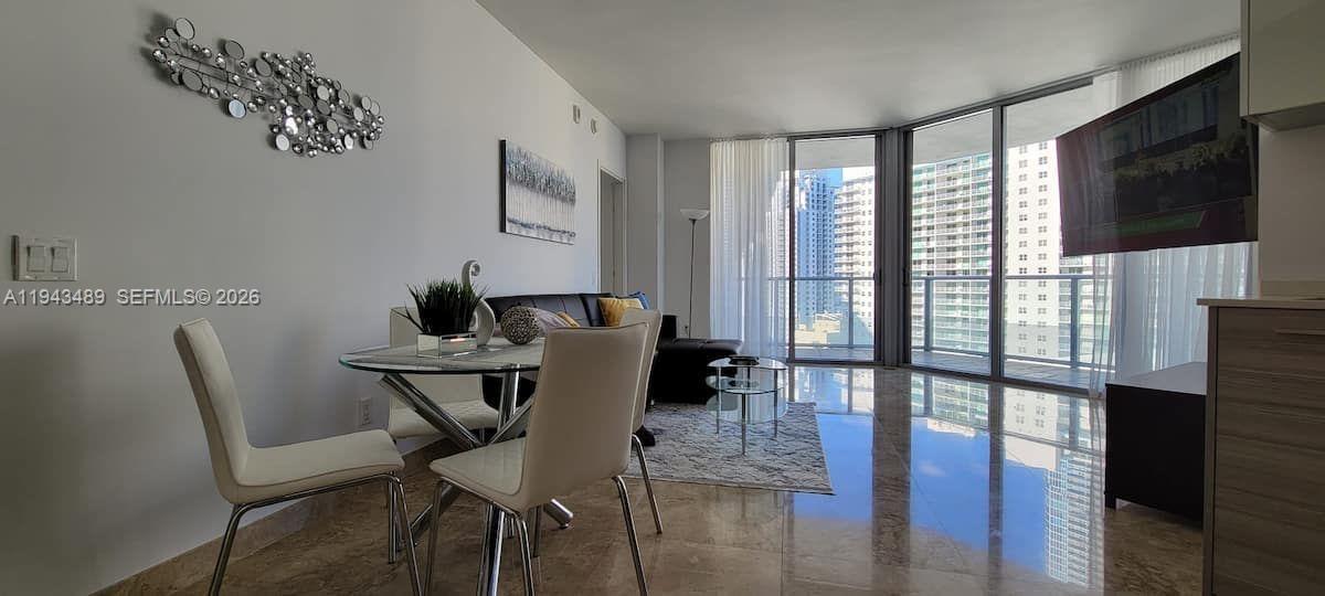 1300 Brickell Bay Dr 3007