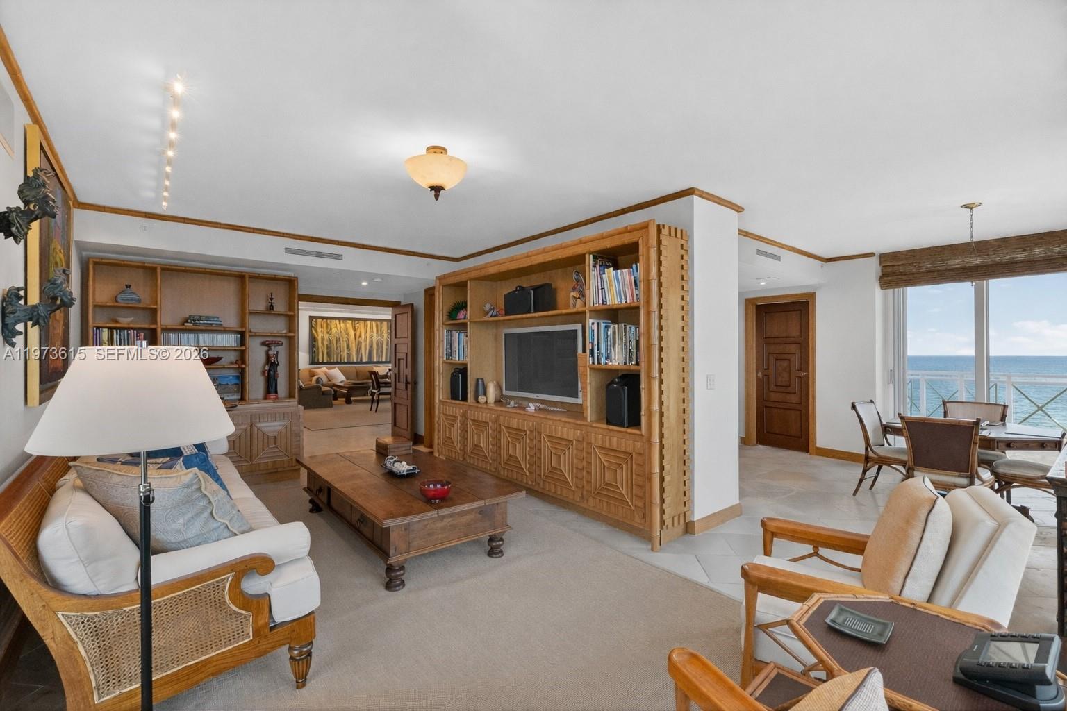 GRAND BAY TOWER CONDO - Residential