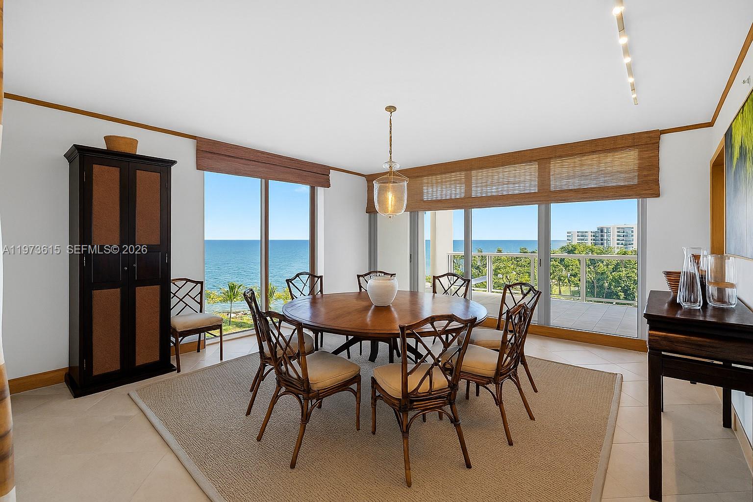GRAND BAY TOWER CONDO - Residential