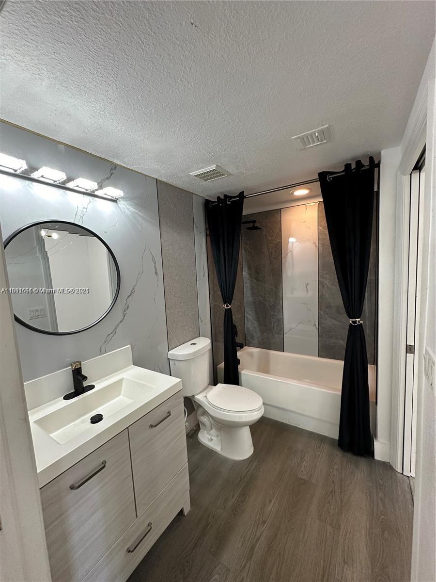 MARSH HARBOUR 49 CONDOMINI - Residential Lease