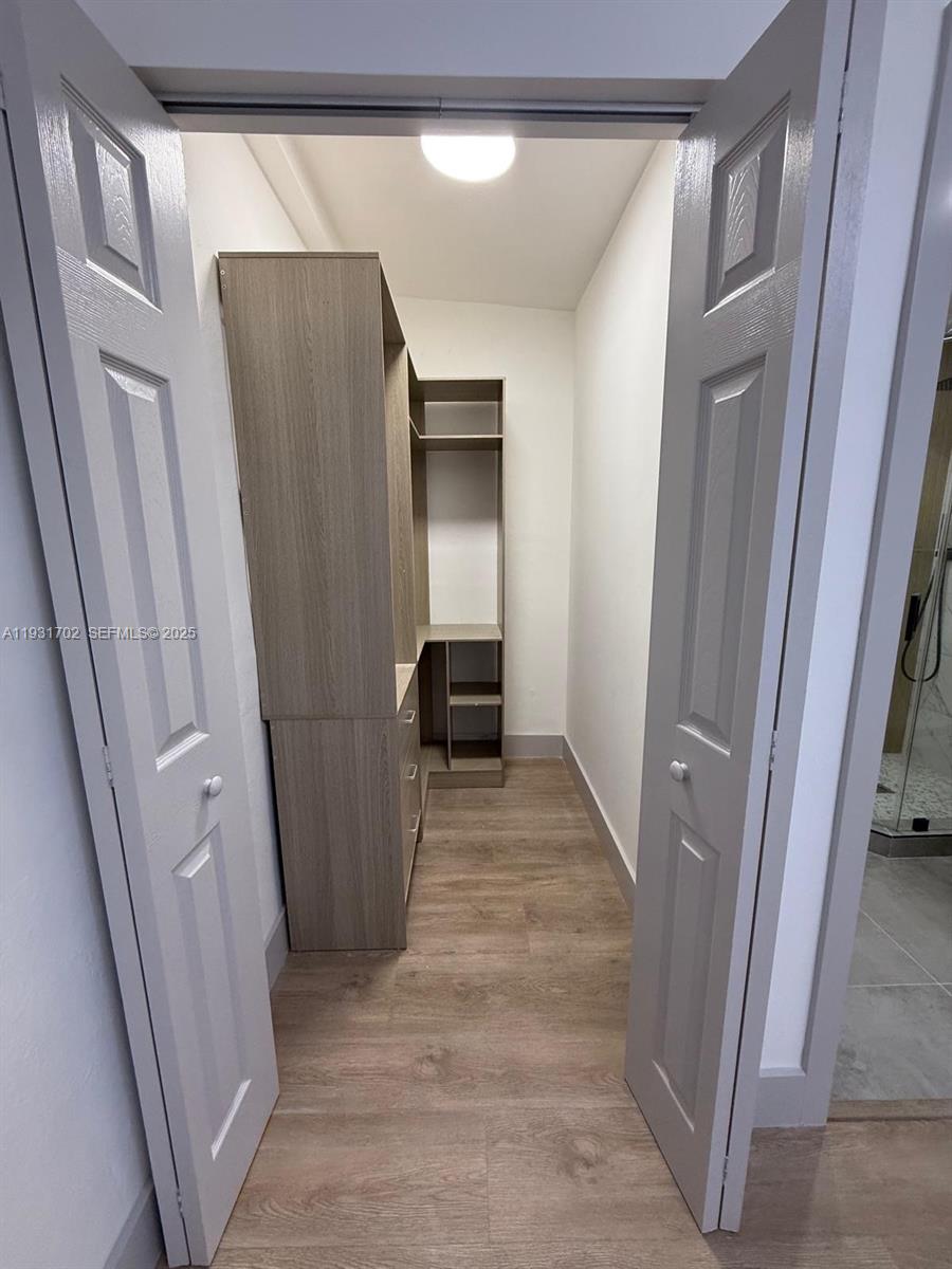 OAKLAWN SUB - Residential Lease