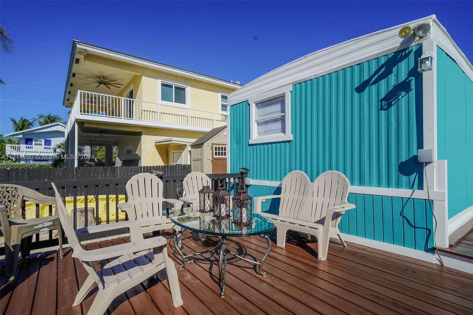 BERMUDA SHORES - Residential