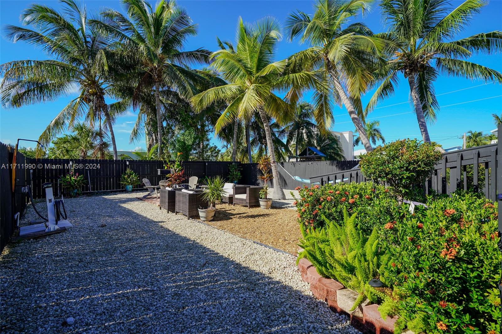 BERMUDA SHORES - Residential
