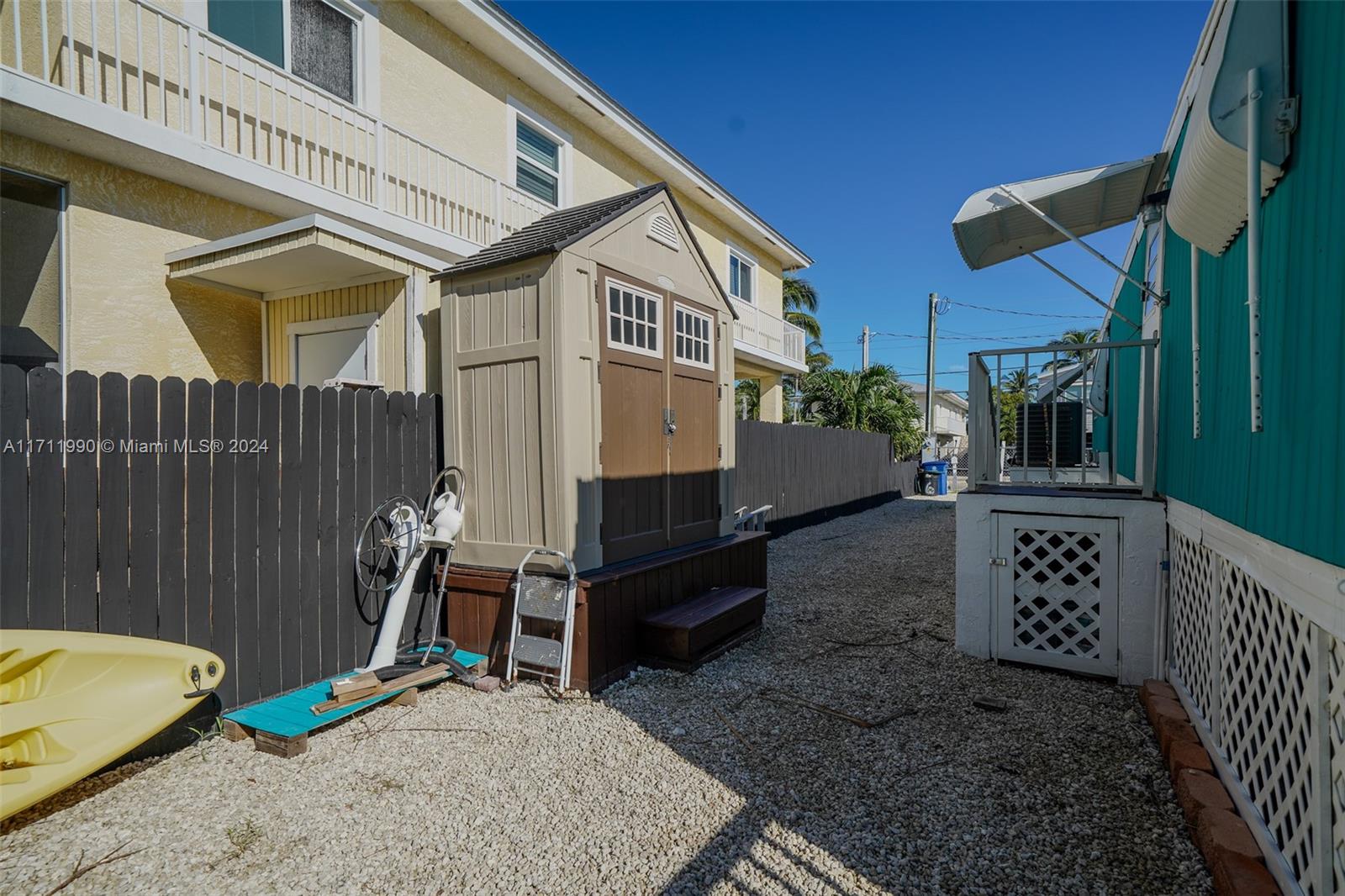 BERMUDA SHORES - Residential