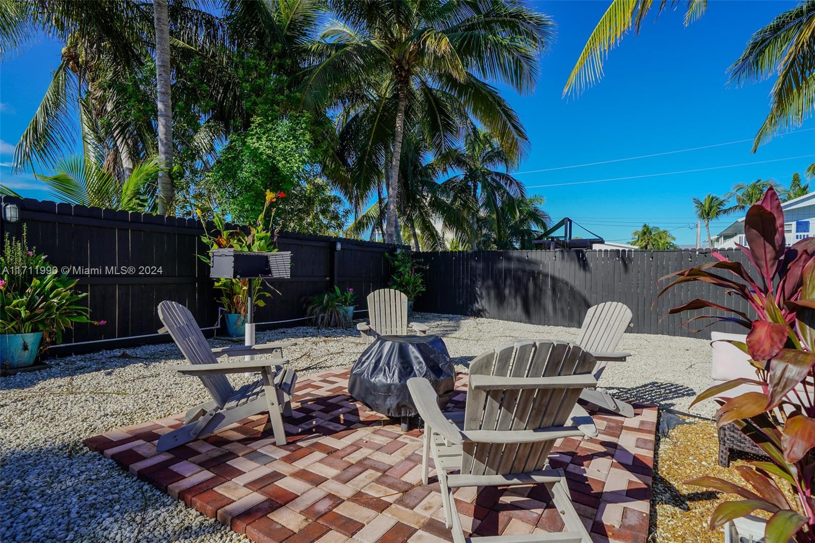 BERMUDA SHORES - Residential
