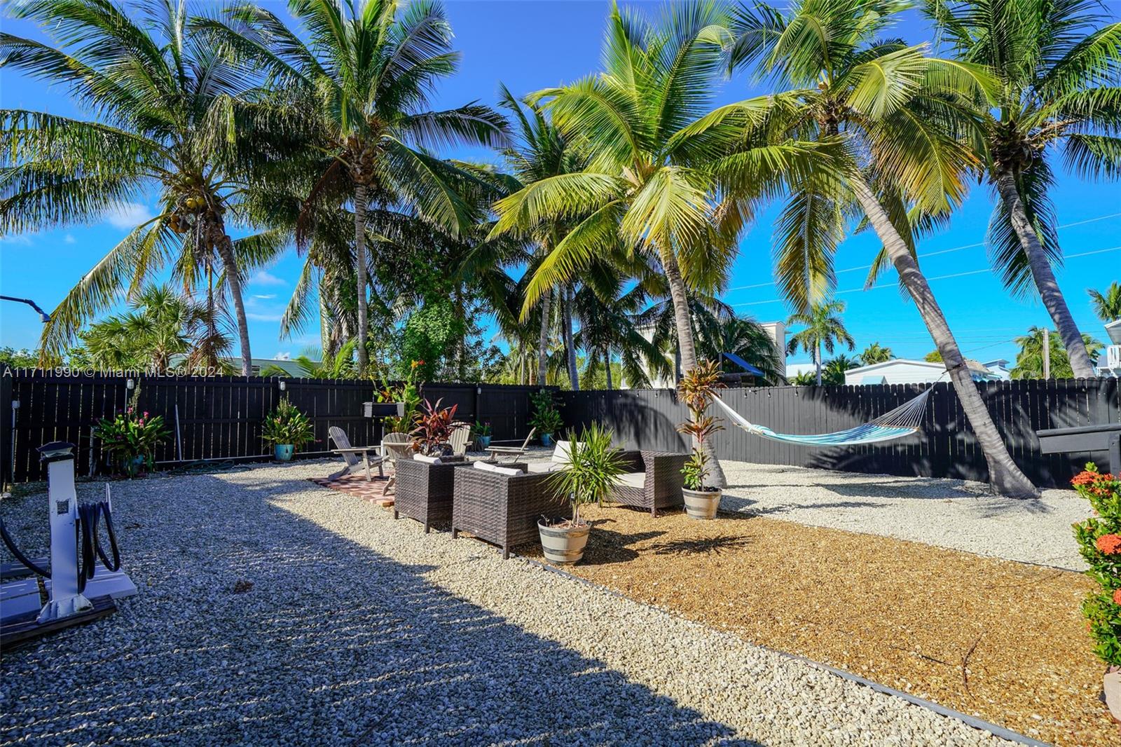 BERMUDA SHORES - Residential