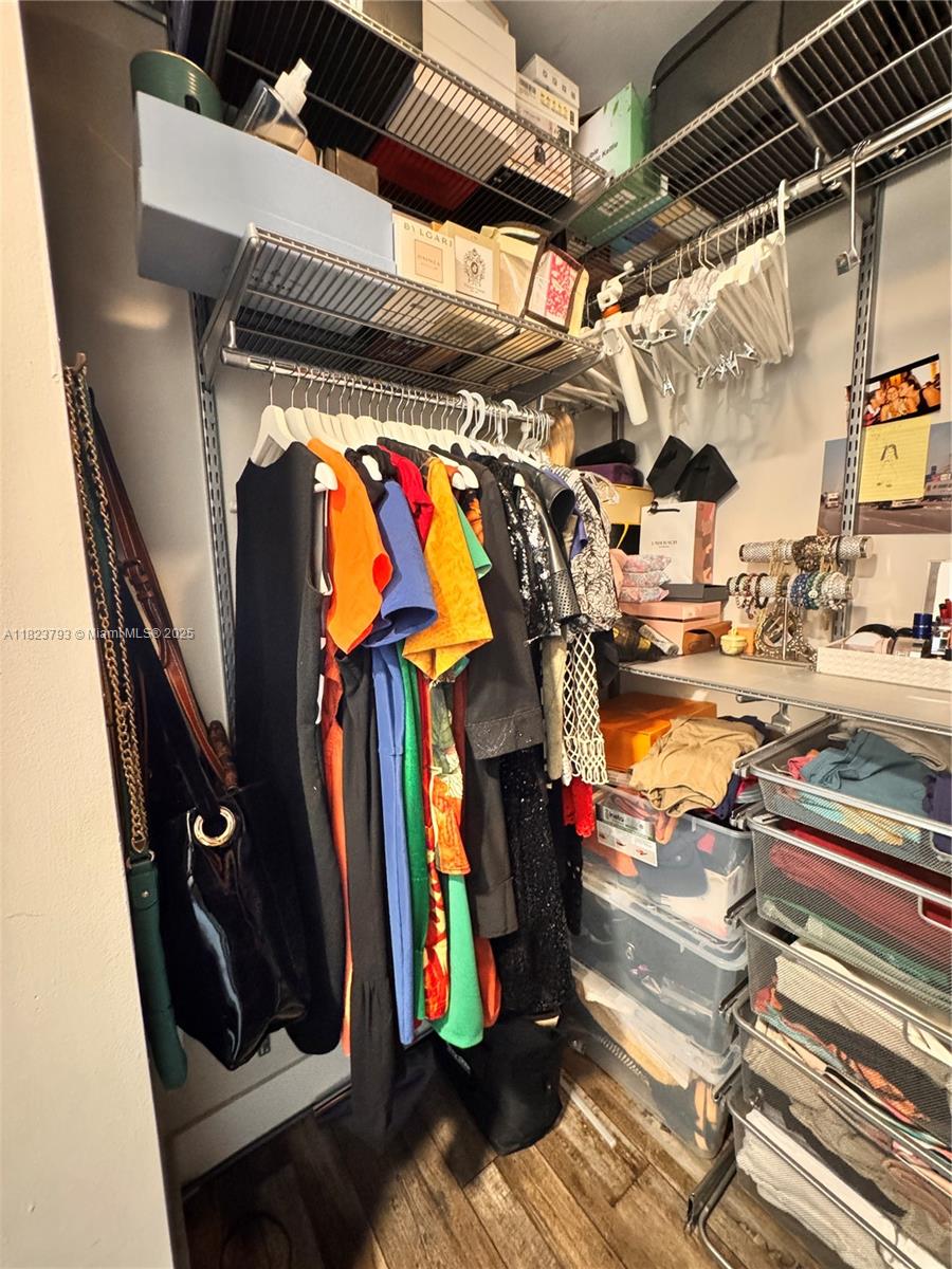 TAO SAWGRASS CONDOMINIUM - Residential