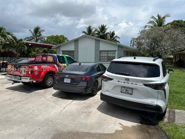 Photo of 3739 SE 15 St #2, Dania Beach, FL 33004 (MLS # A12092430)