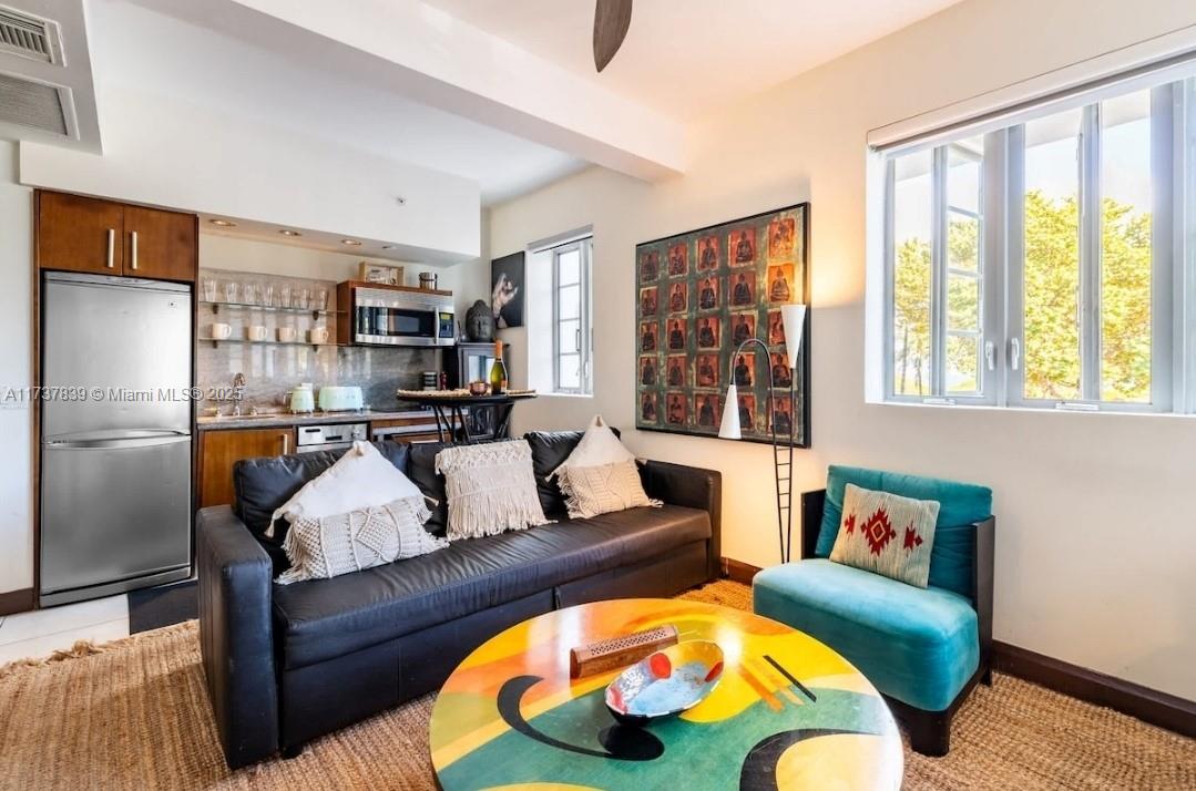 THE STRAND - Residential