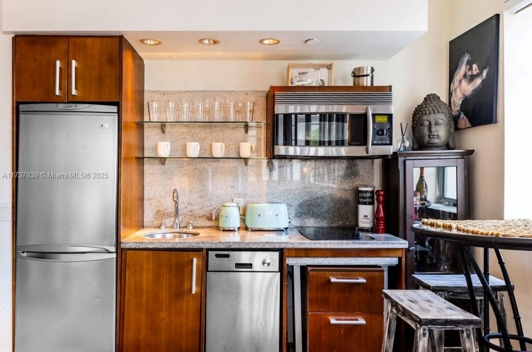 THE STRAND - Residential