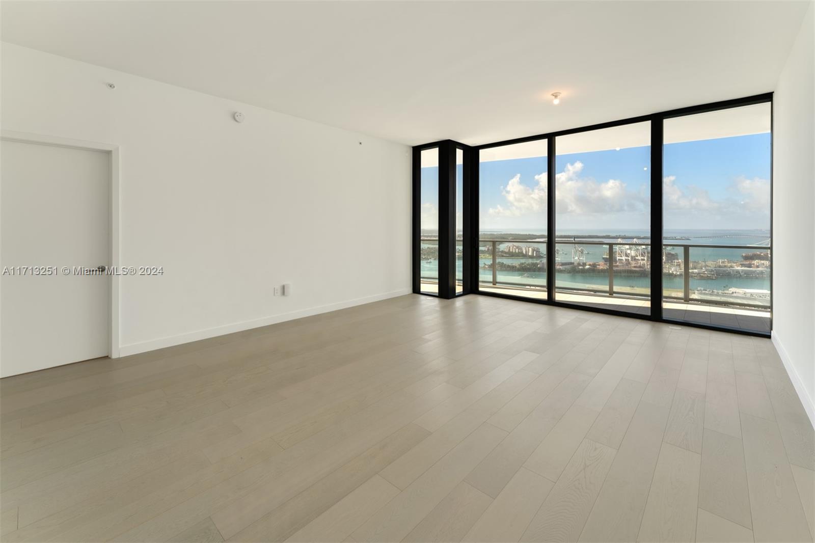 Five Park Miami Beach - Residential