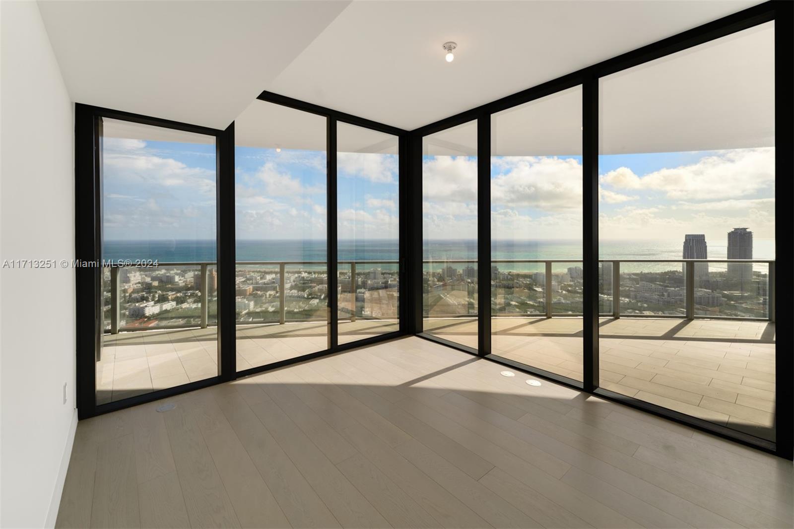 Five Park Miami Beach - Residential