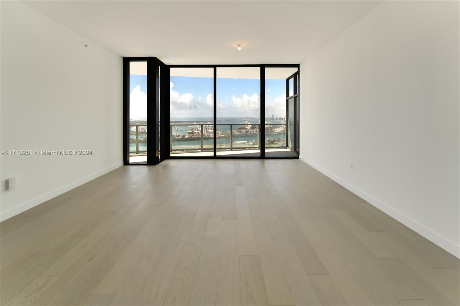 Five Park Miami Beach - Residential