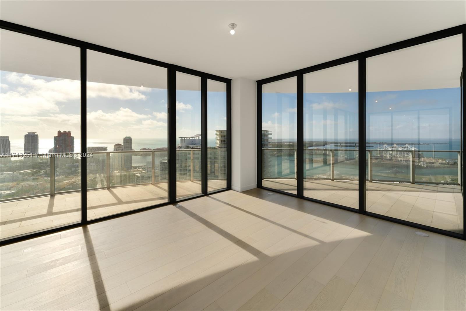 Five Park Miami Beach - Residential