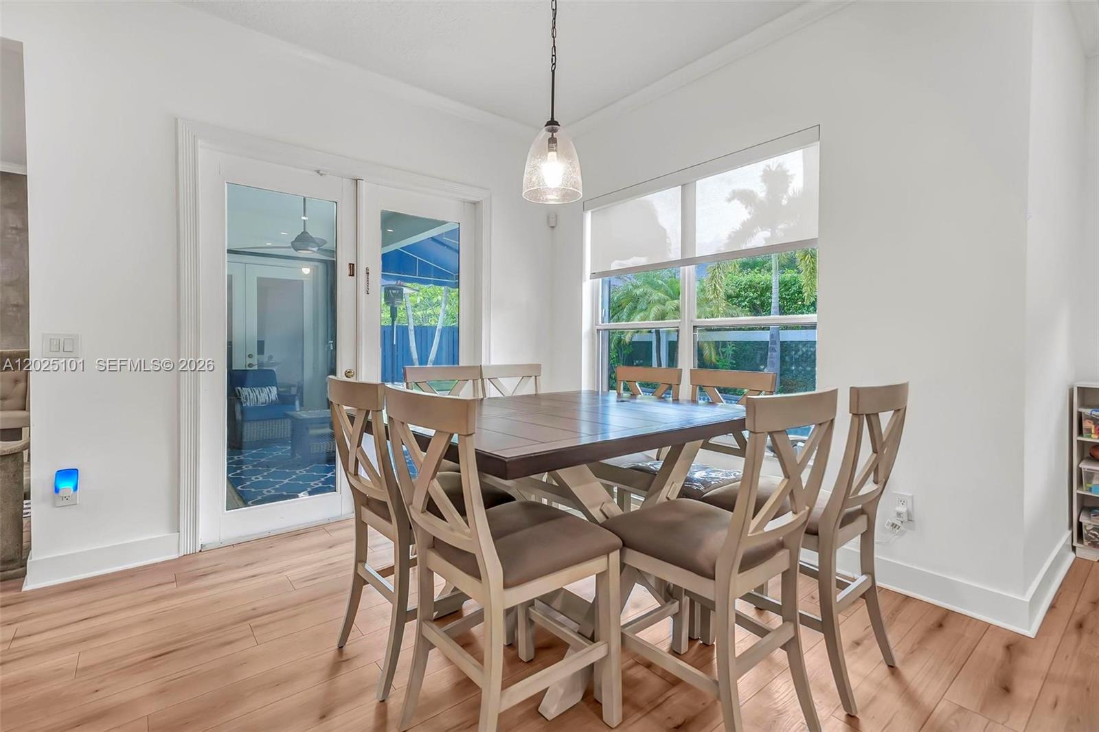 WINDSOR PALMS - Residential