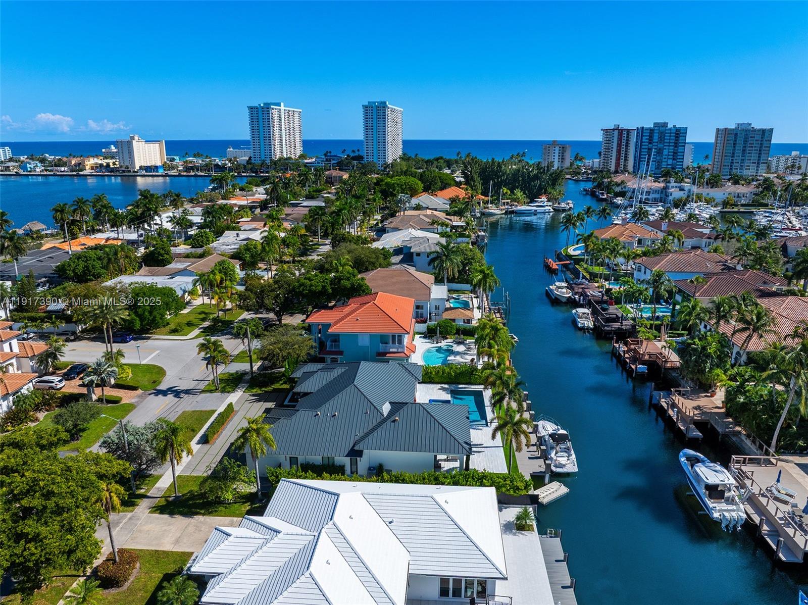 HOLLYWOOD GOLF ESTATES SE - Residential