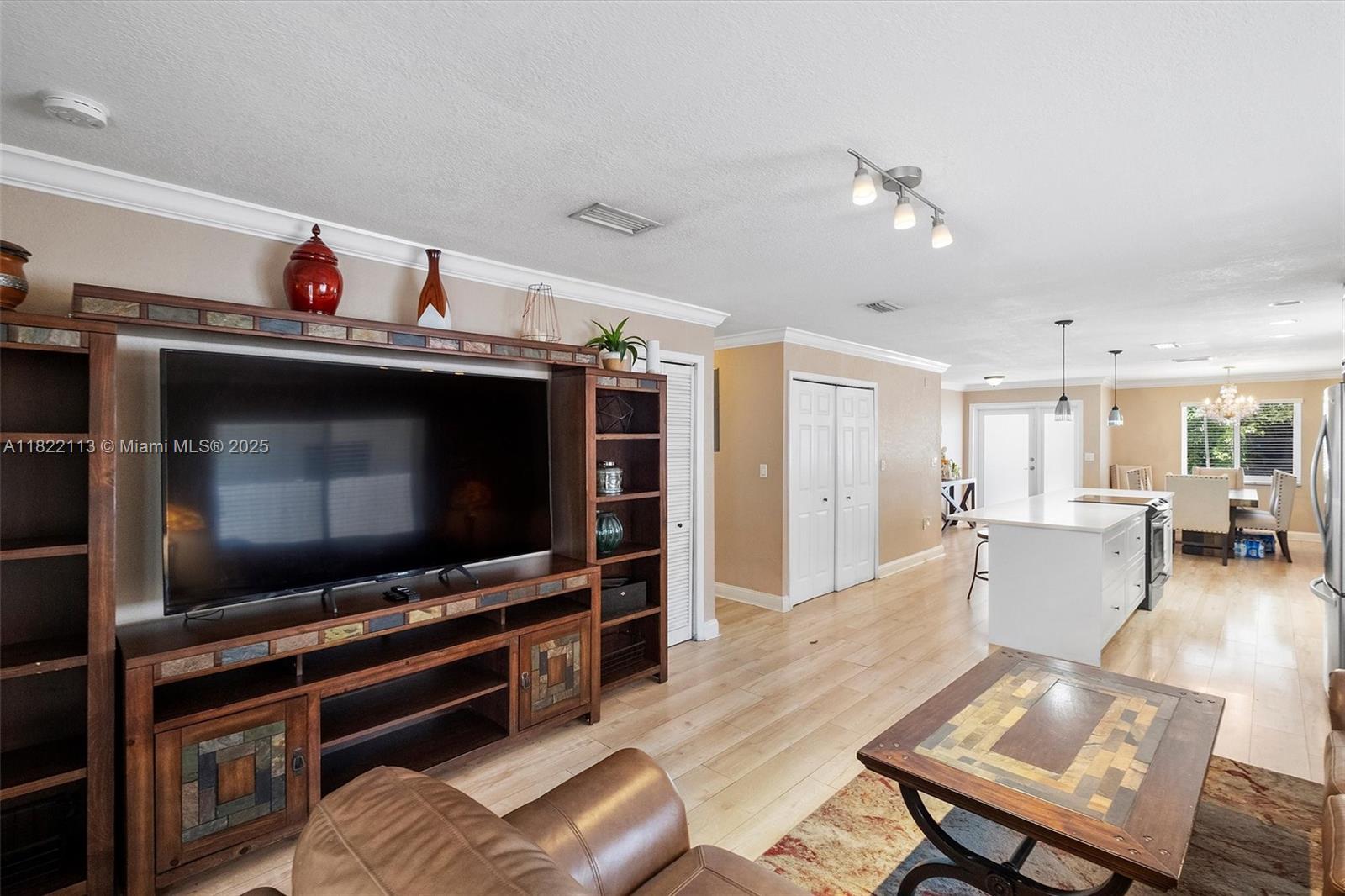 CORAL WAY PARK SEC B - Residential