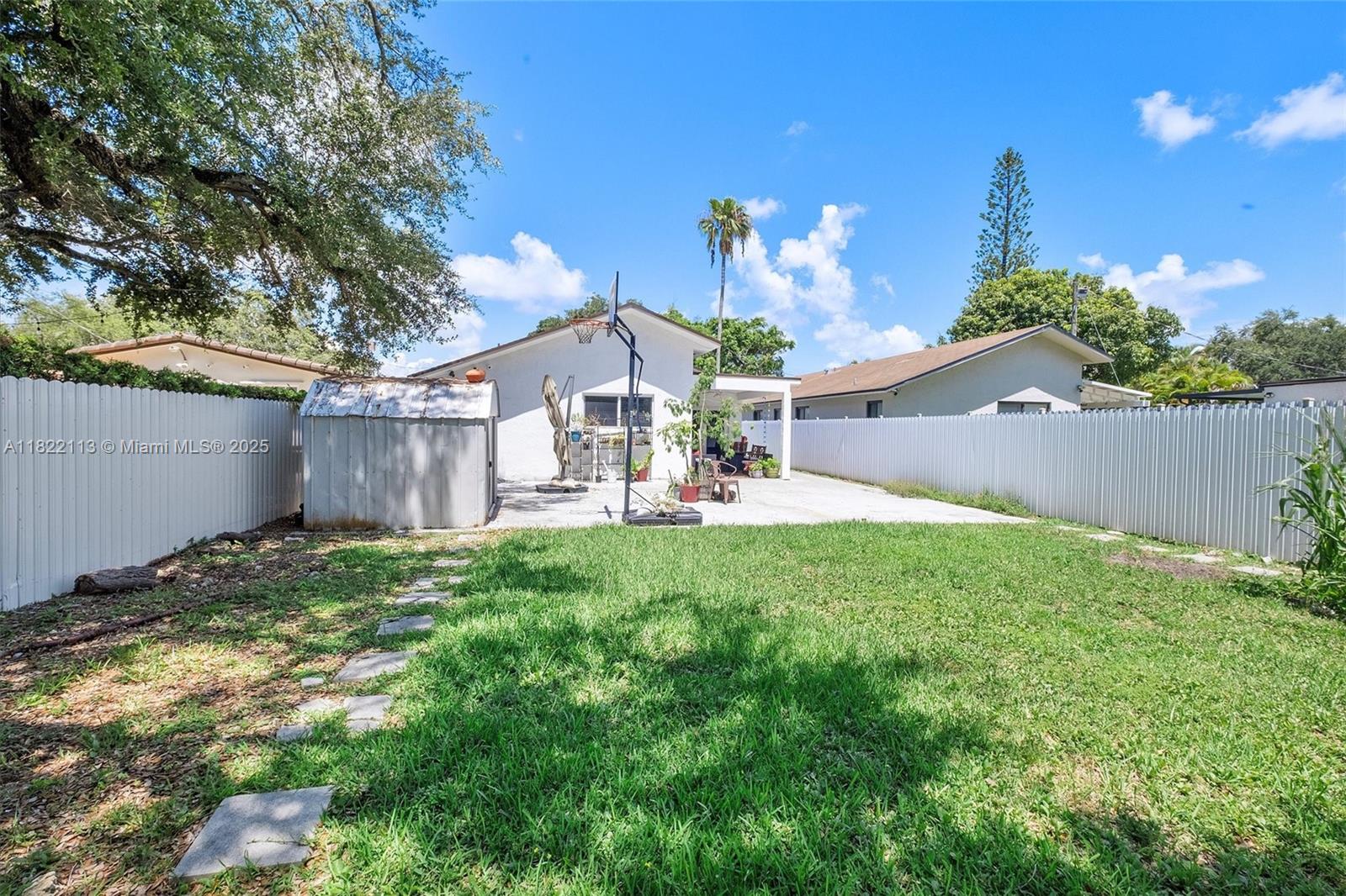 CORAL WAY PARK SEC B - Residential