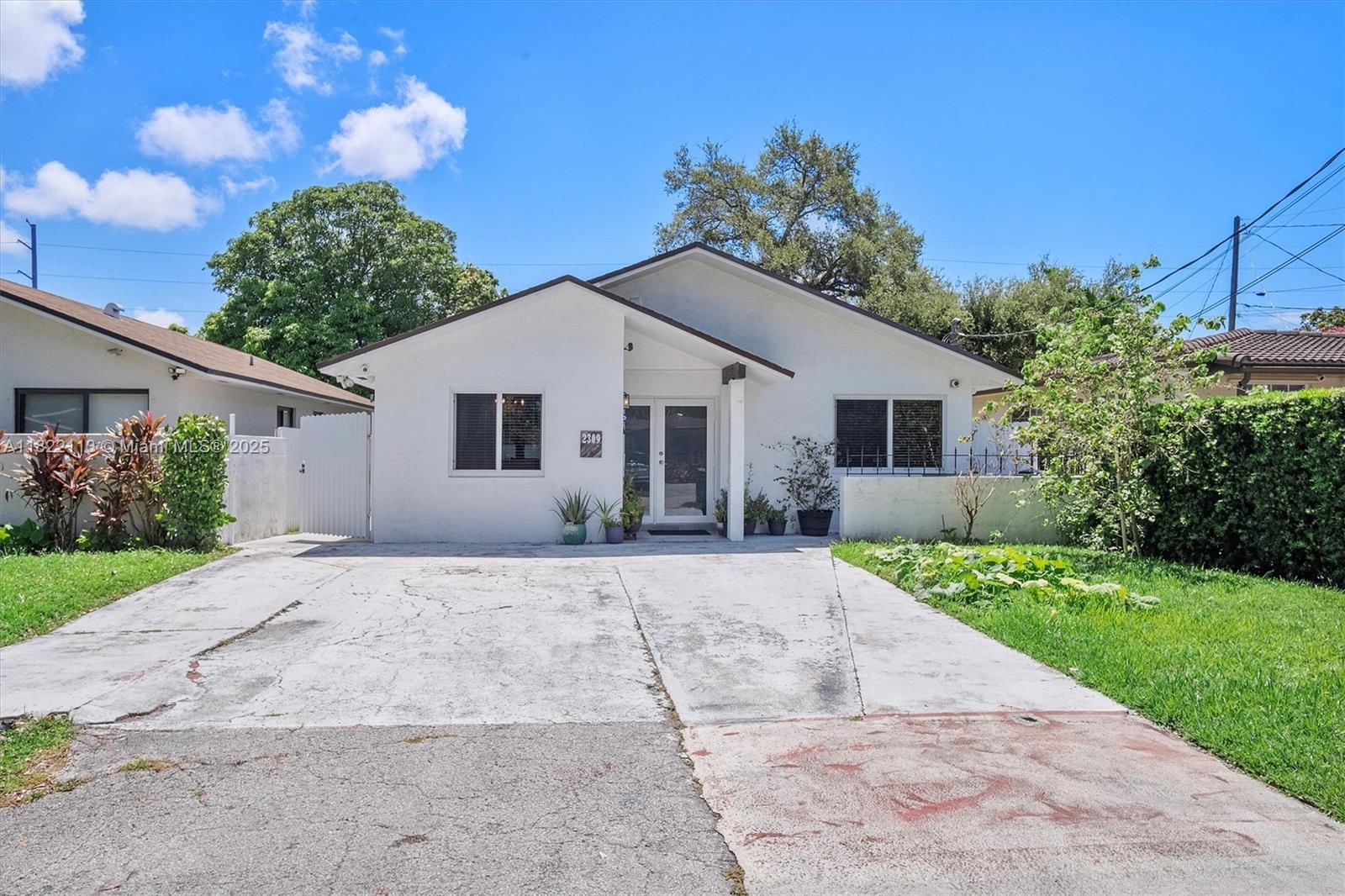 CORAL WAY PARK SEC B - Residential