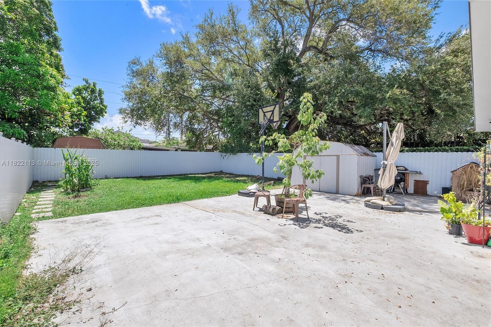 CORAL WAY PARK SEC B - Residential