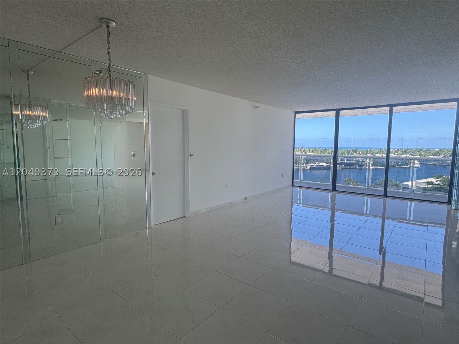 20505 E Country Club Dr 835
