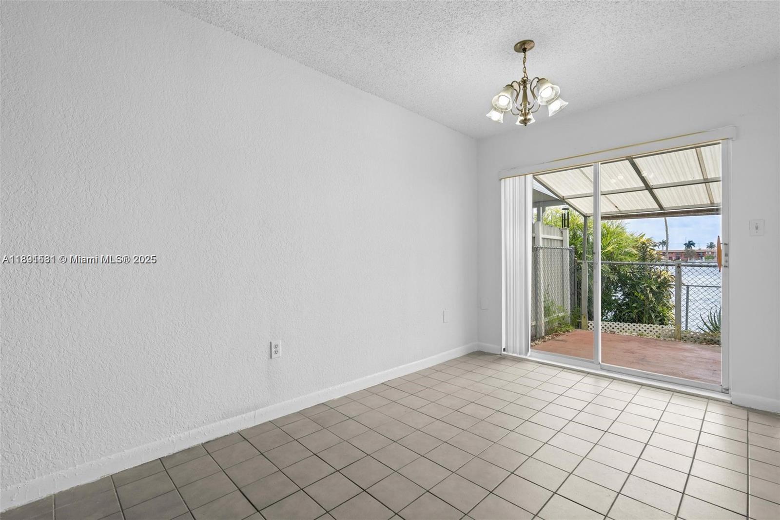 LAGO AZUL CONDO - Residential Lease