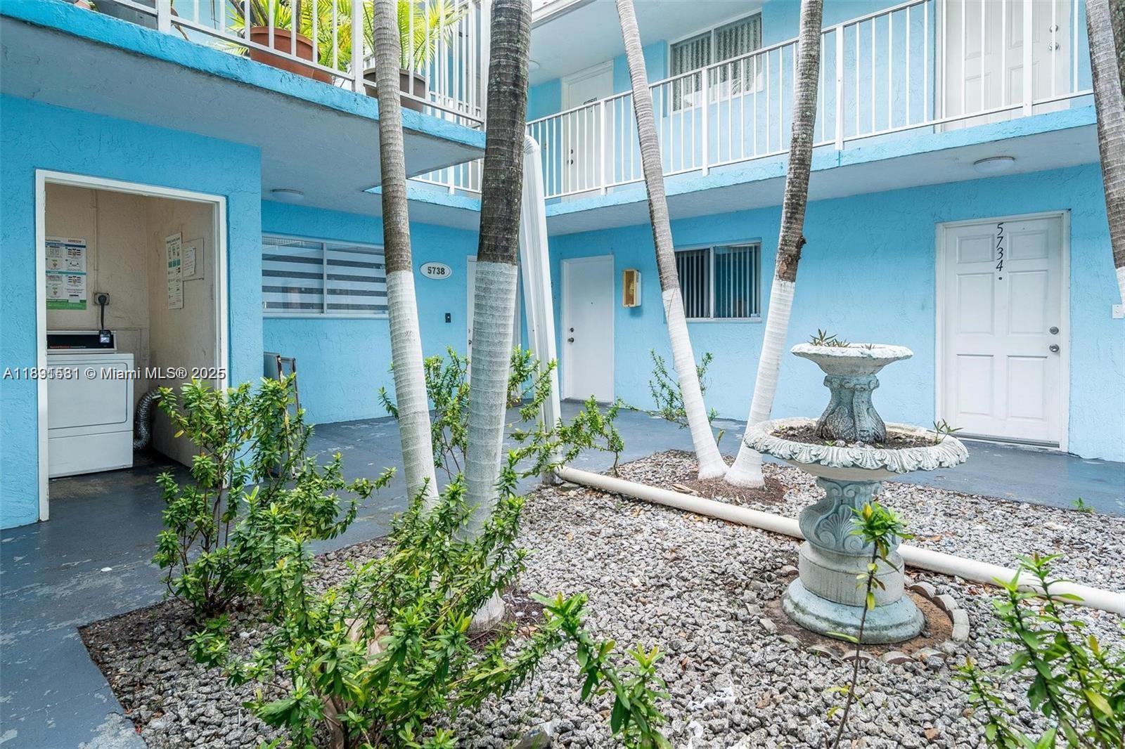 LAGO AZUL CONDO - Residential Lease