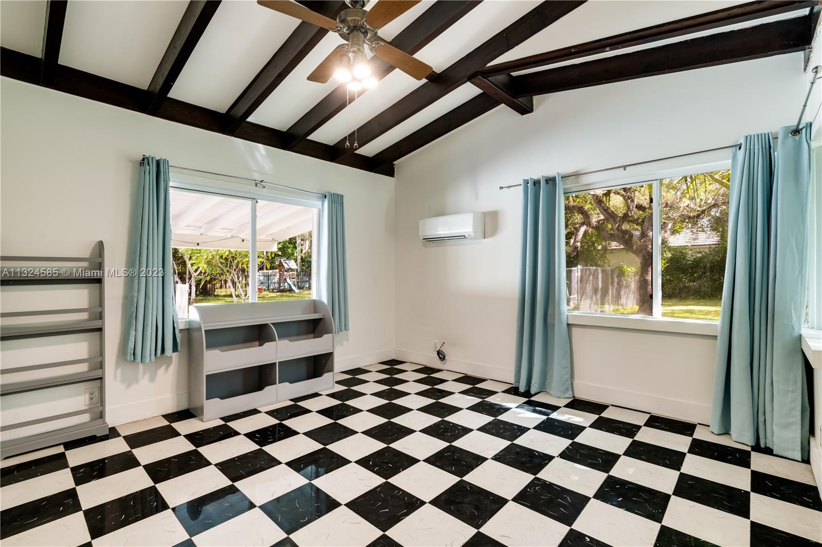 J W EWANS SUB - Residential