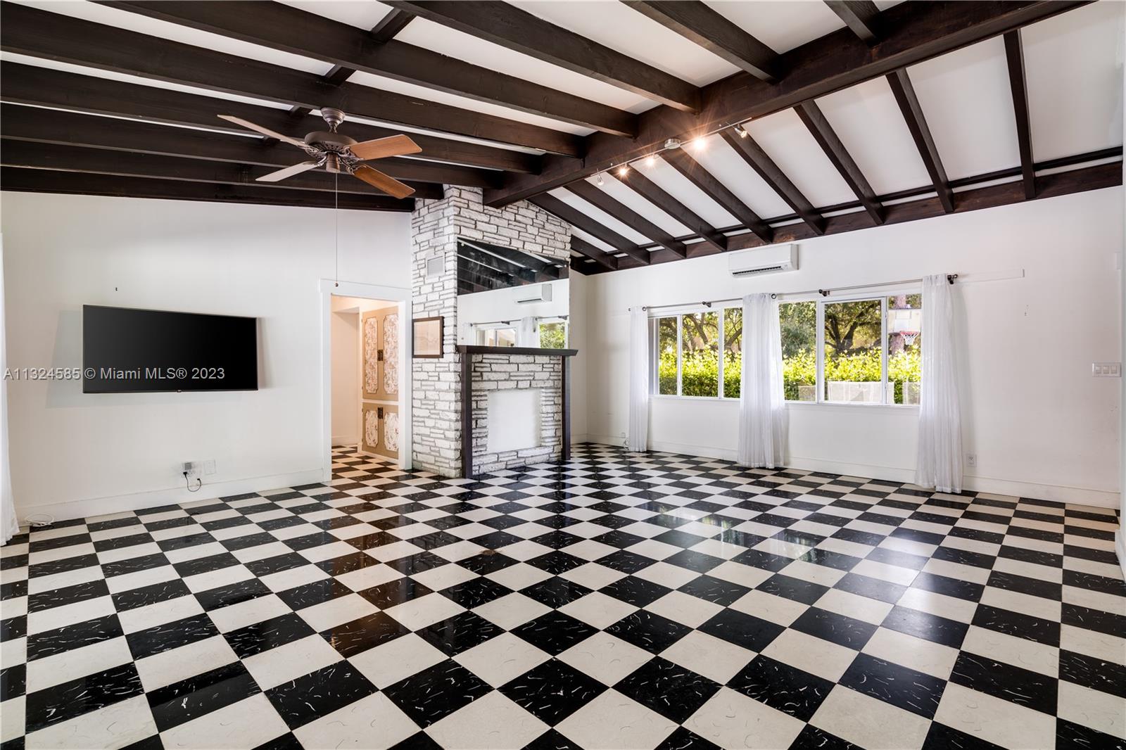 J W EWANS SUB - Residential