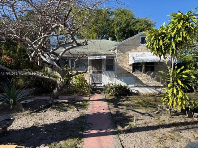 Property for Sale at 1125 Nw 37th St, Miami, Broward County, Florida - Bedrooms: 3 
Bathrooms: 1  - $450,000