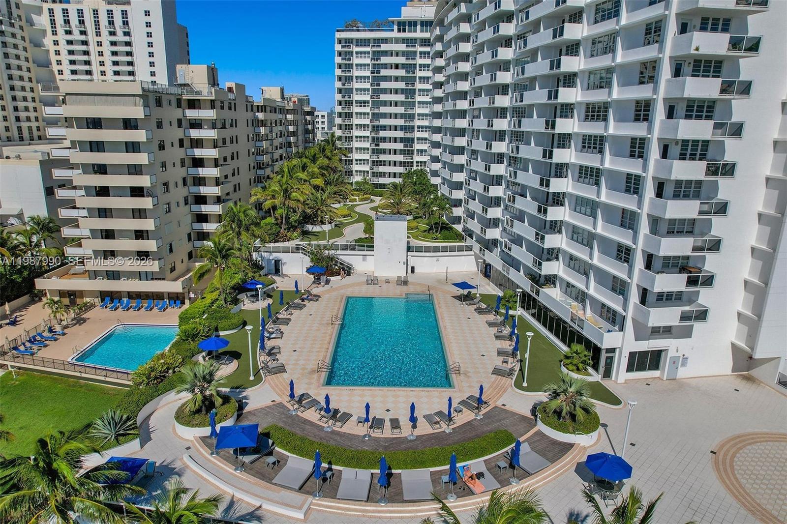 THE DECOPLAGE CONDO - Residential Lease