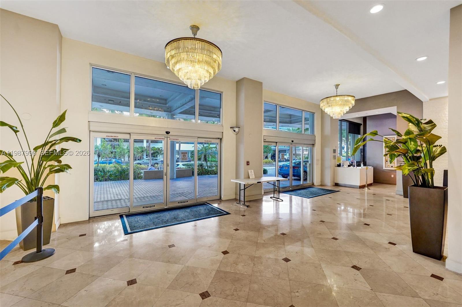 THE DECOPLAGE CONDO - Residential Lease