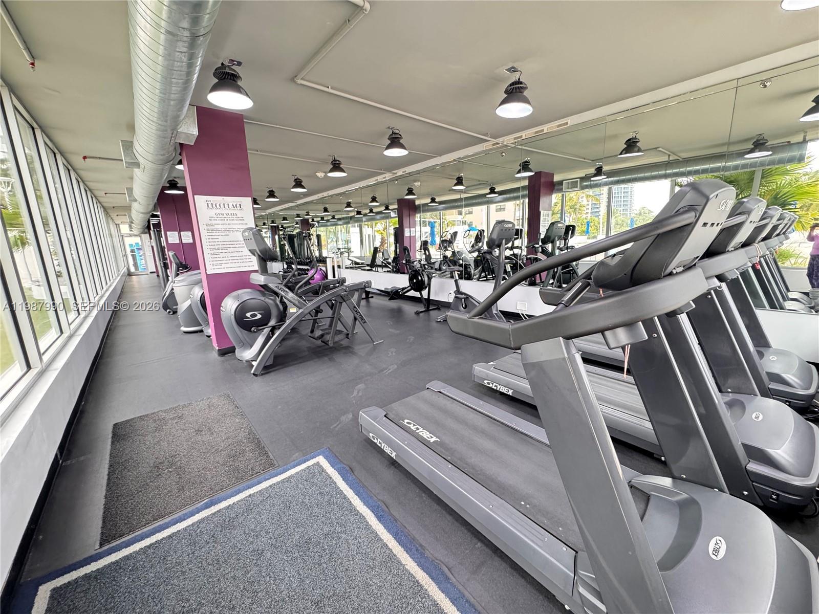 THE DECOPLAGE CONDO - Residential Lease